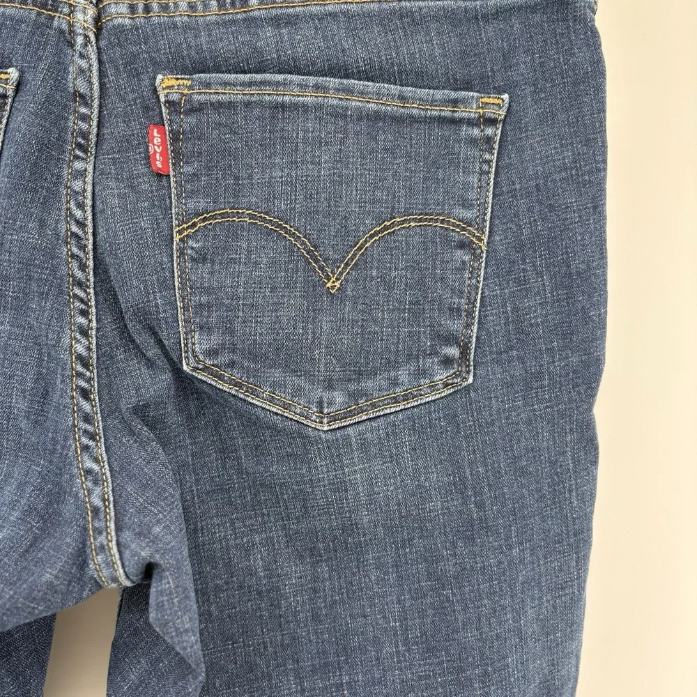 Womens Levi's Cuffed Stretch‎ Jean Shorts Size 31 (32) Blue Embellished